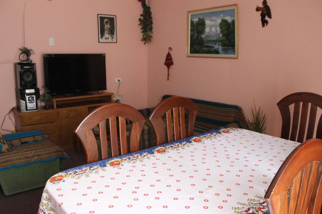 Hostal Cali Putre Exterior photo